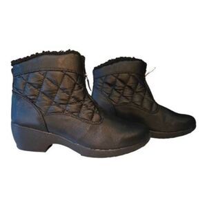 Sporto | Shoes | Nwot The Original Duck Boot By Sporto Ariel  display picture 1